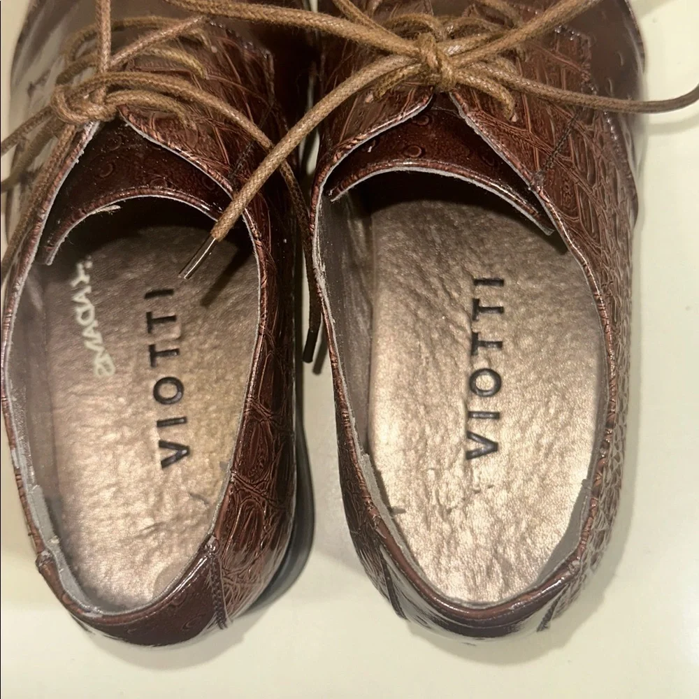 Viotti Oxfords Size 8 1/2